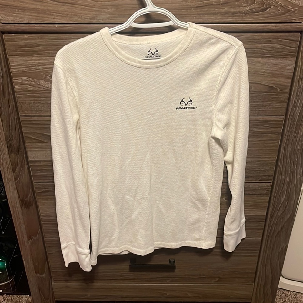 REALTREE white long sleeve size medium (38/40)